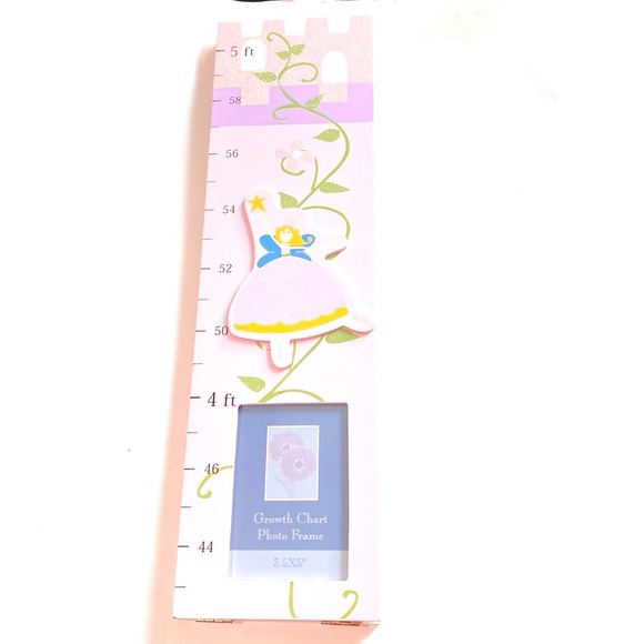 Kids Wooden Growth Chart Photo Frame Princess Theme - Picture 2 of 8